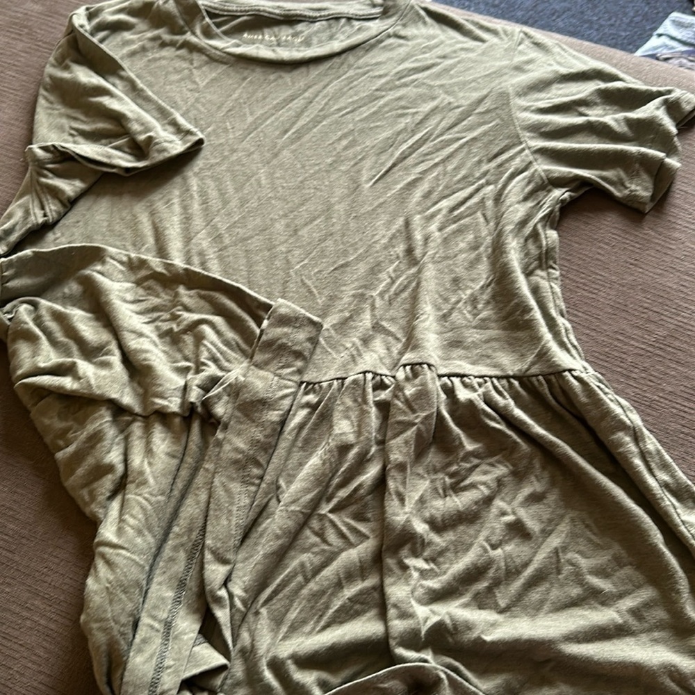 AE flowy shirt